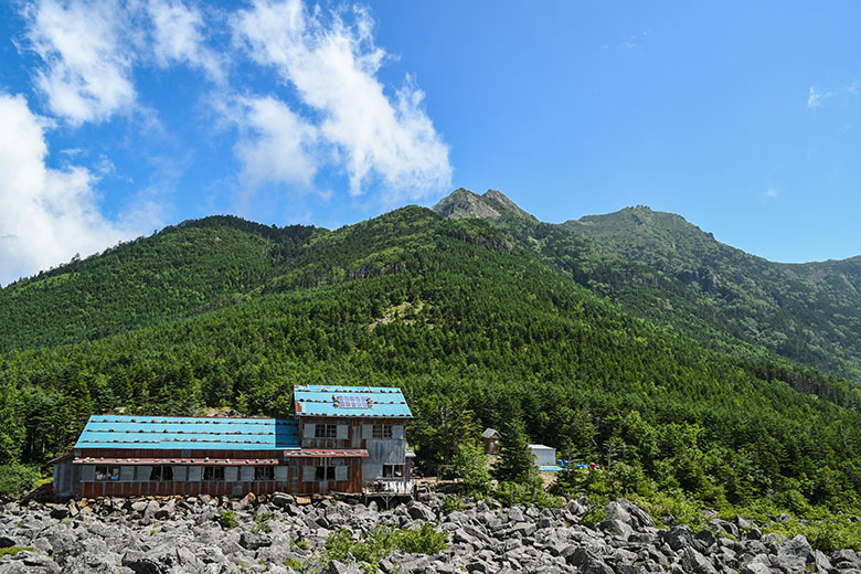 青年小屋・権現小屋